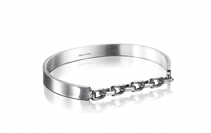 Chain Chain Cuff - Black Bracelet Argento nel gruppo Bracciali / Braccialetti presso SCANDINAVIAN JEWELRY DESIGN (14-100-01139)