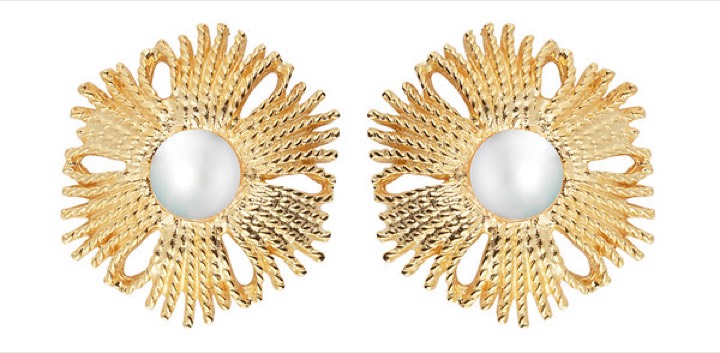 Gatsby big Pearl Orecchino Oro nel gruppo Orecchini / Orecchini di perle presso SCANDINAVIAN JEWELRY DESIGN (2015421001)