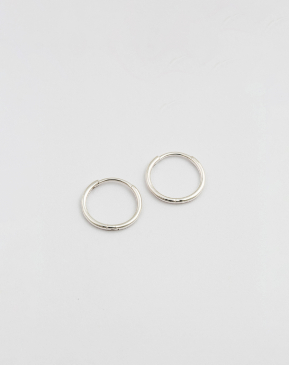 Beloved Small Hoops Silver nel gruppo Orecchini / Orecchini d'argento presso SCANDINAVIAN JEWELRY DESIGN (ES1088)